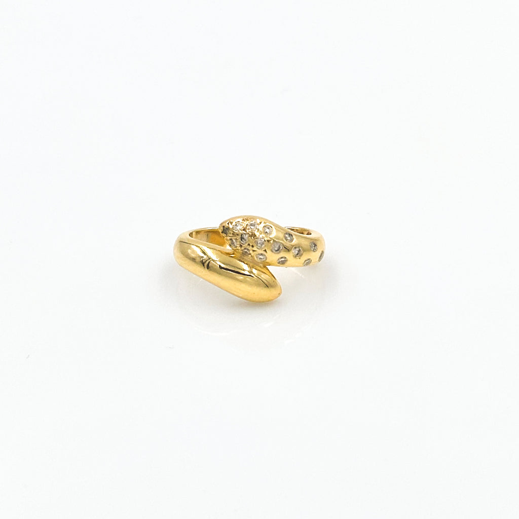 Claw Earcuff with Sprinkled Diamonds, Gold