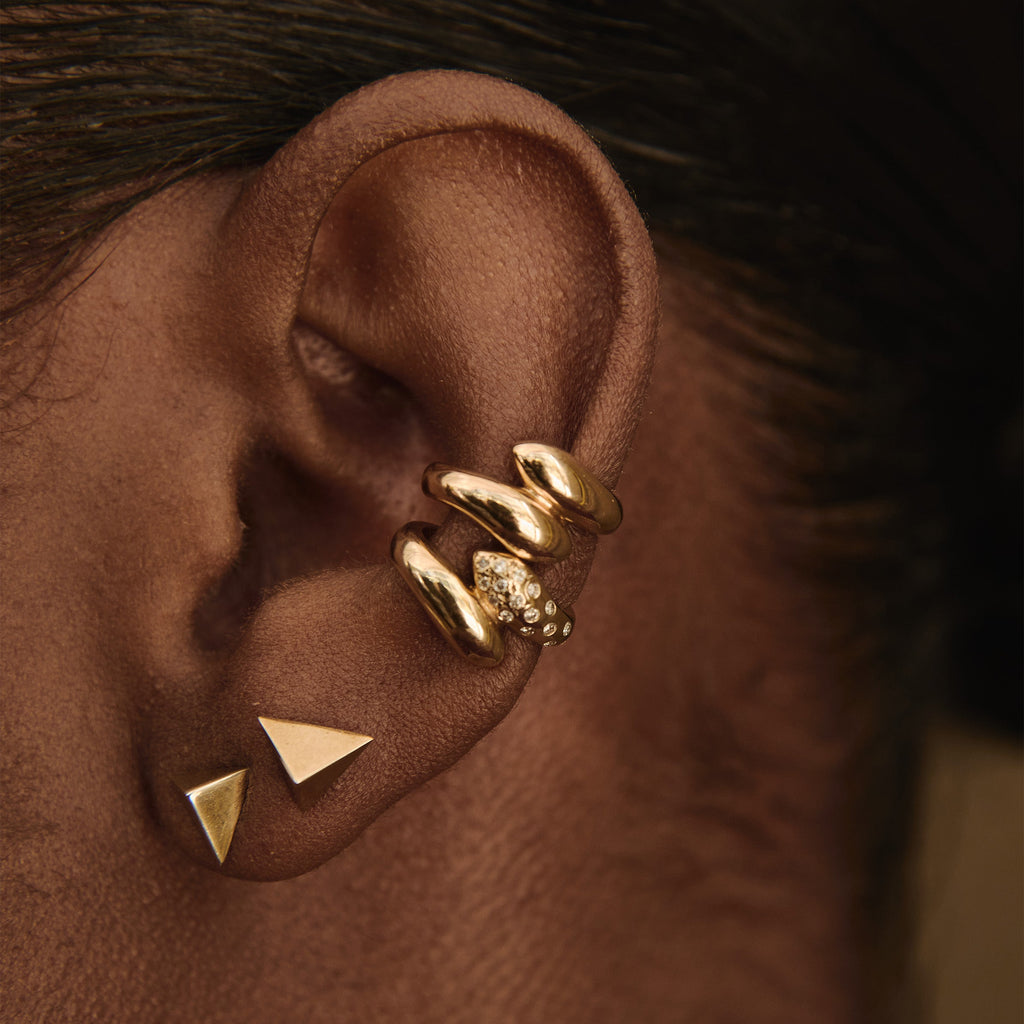Claw Earcuff with Sprinkled Diamonds, Gold